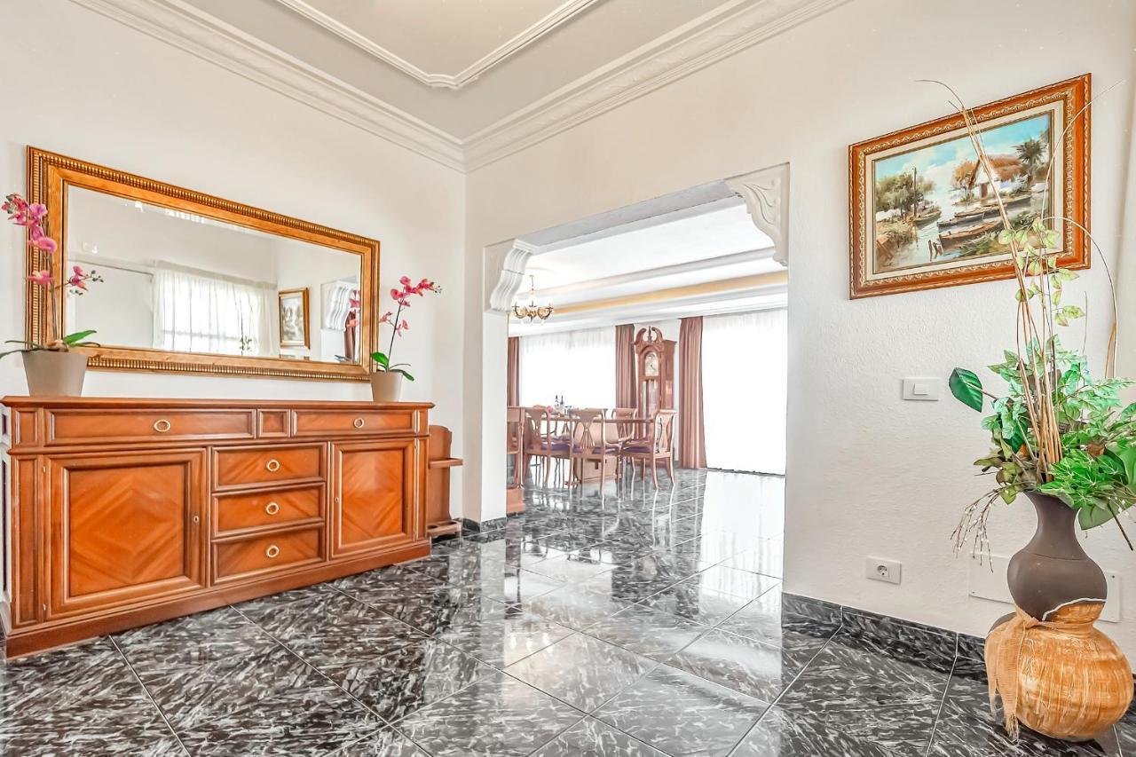 Villa Raquel With Private Pool And Sea View Los Menores 外观 照片